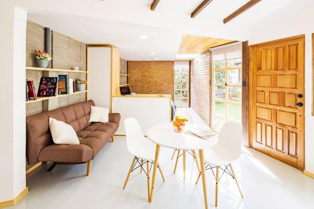Apartment Avocado Tree Garden At The Heart Of The City! Cuenca